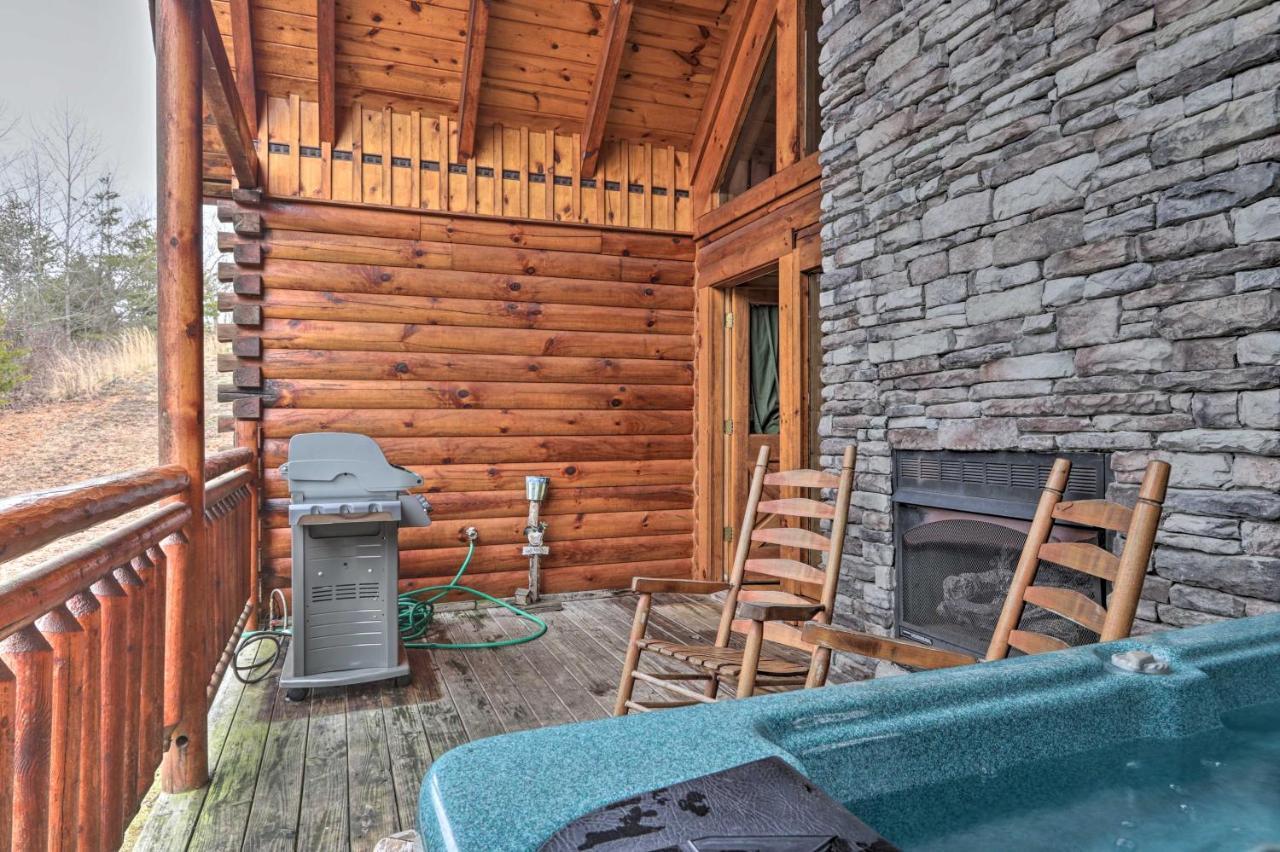 Pigeon Forge Cabin With Games, 1 Mi To Parkway! ภายนอก รูปภาพ