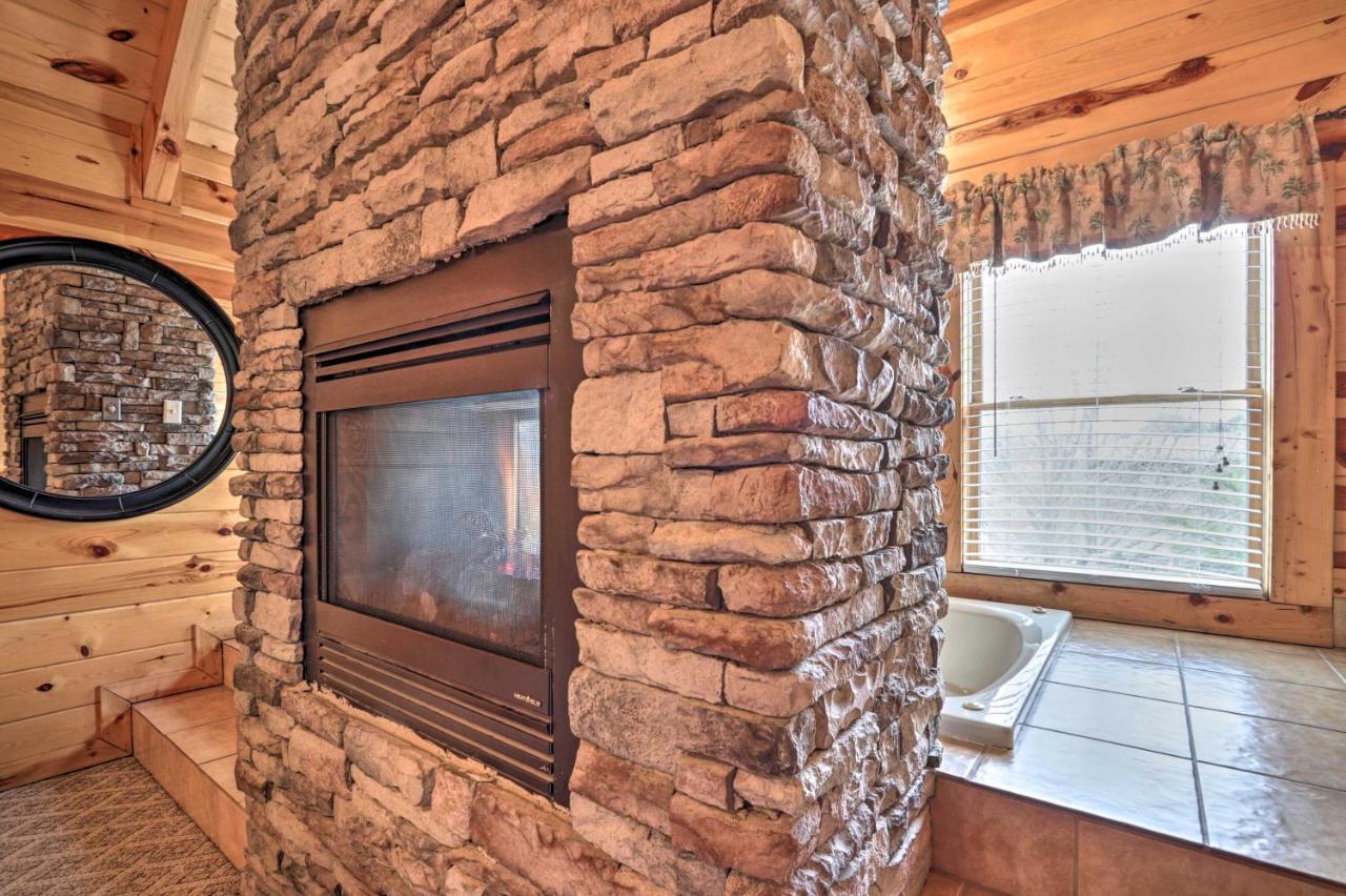 Pigeon Forge Cabin With Games, 1 Mi To Parkway! ภายนอก รูปภาพ